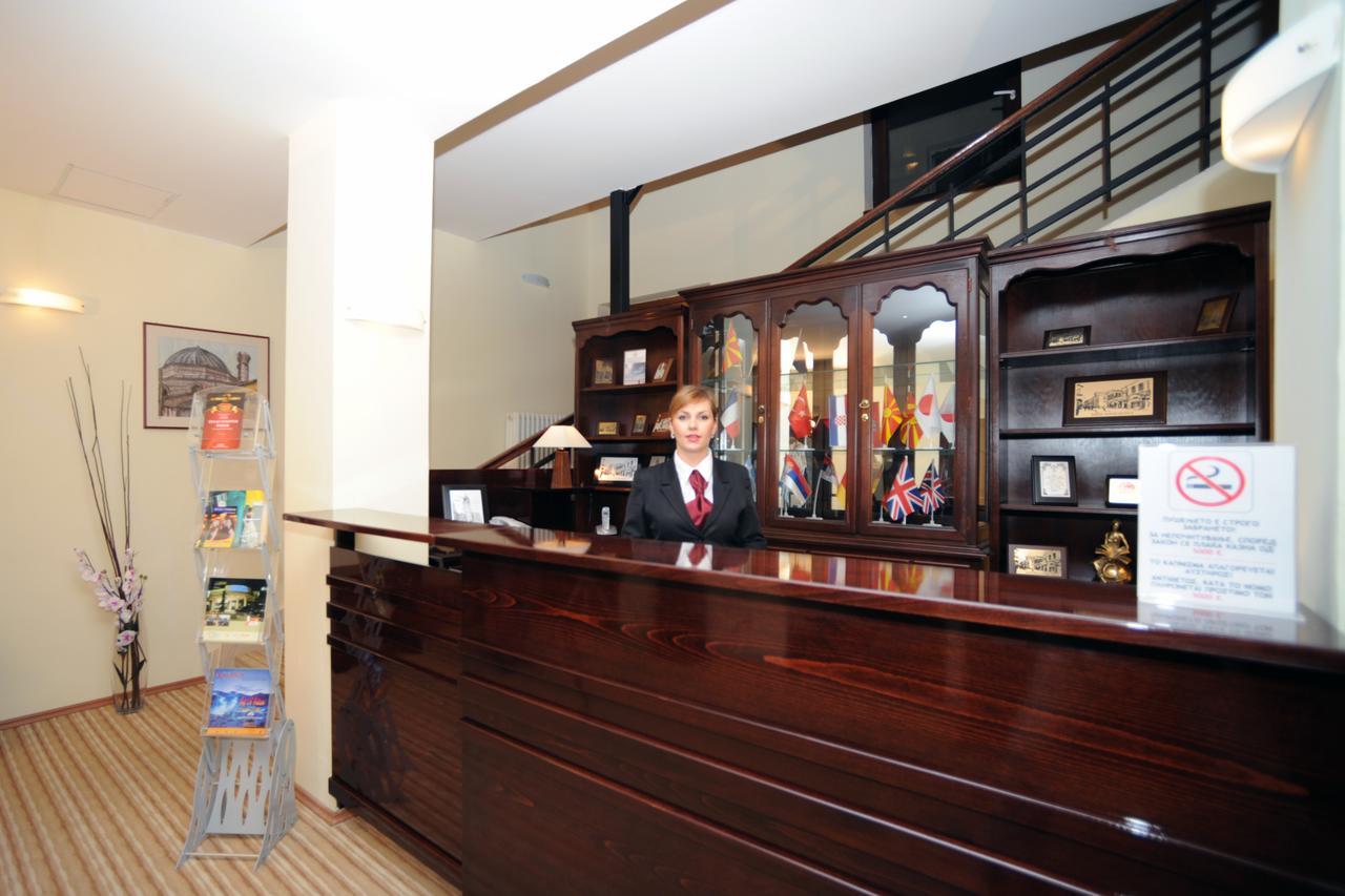 Hotel Shirok Sokak บิโตลา ภายนอก รูปภาพ