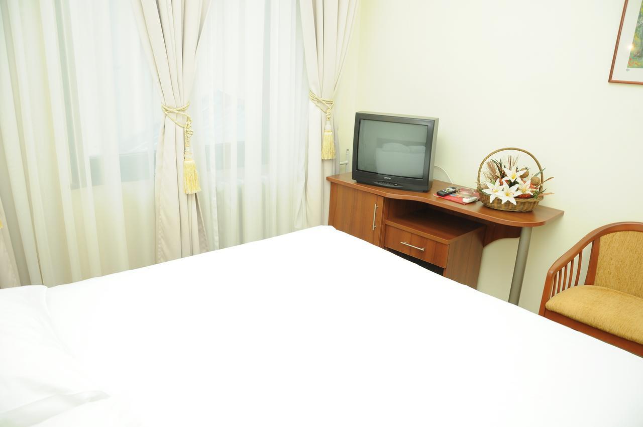 Hotel Shirok Sokak บิโตลา ภายนอก รูปภาพ
