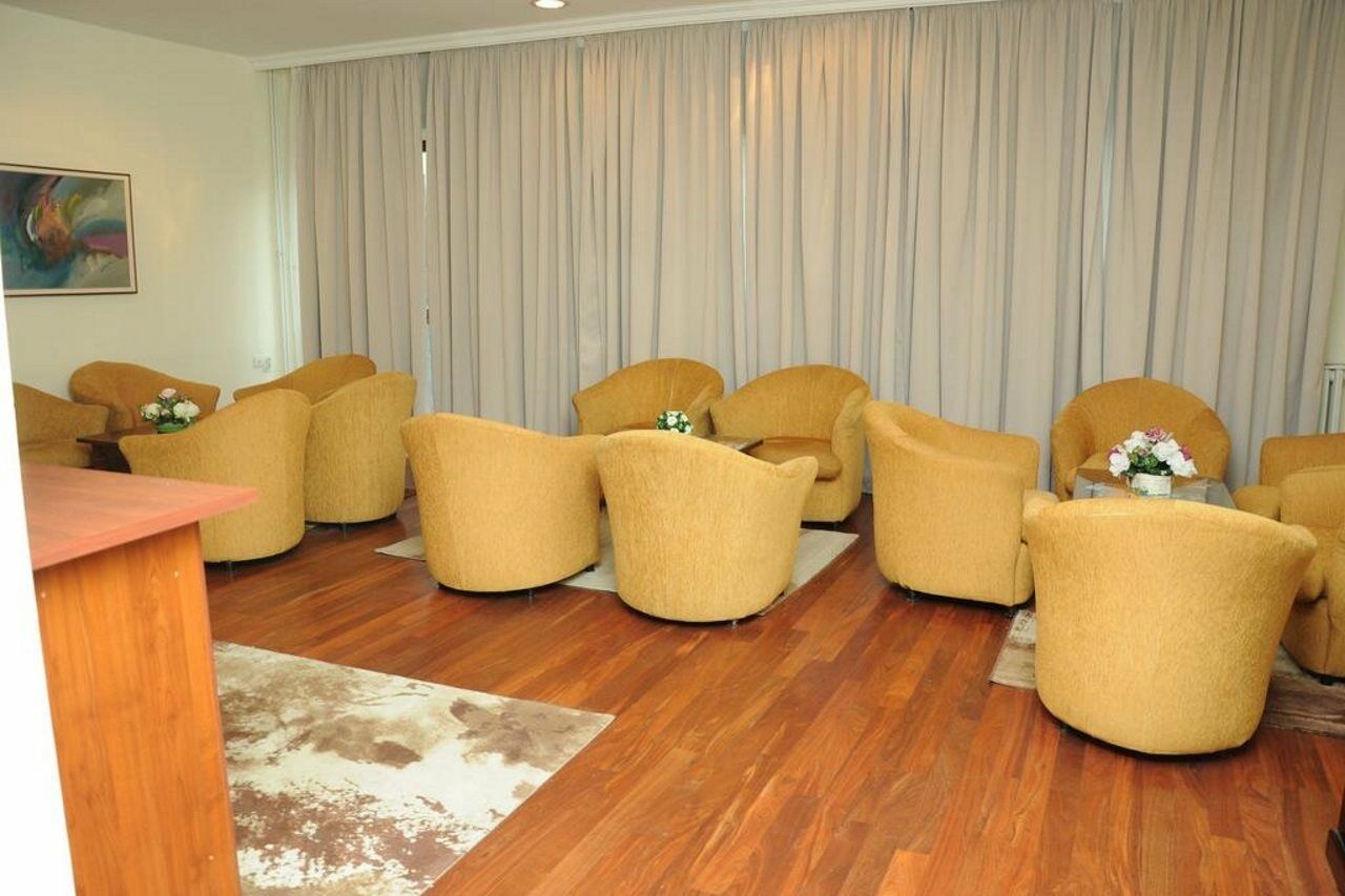 Hotel Shirok Sokak บิโตลา ภายนอก รูปภาพ